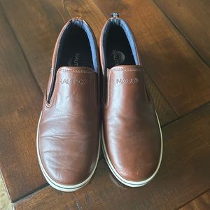 Boys Nautica dress sneakers